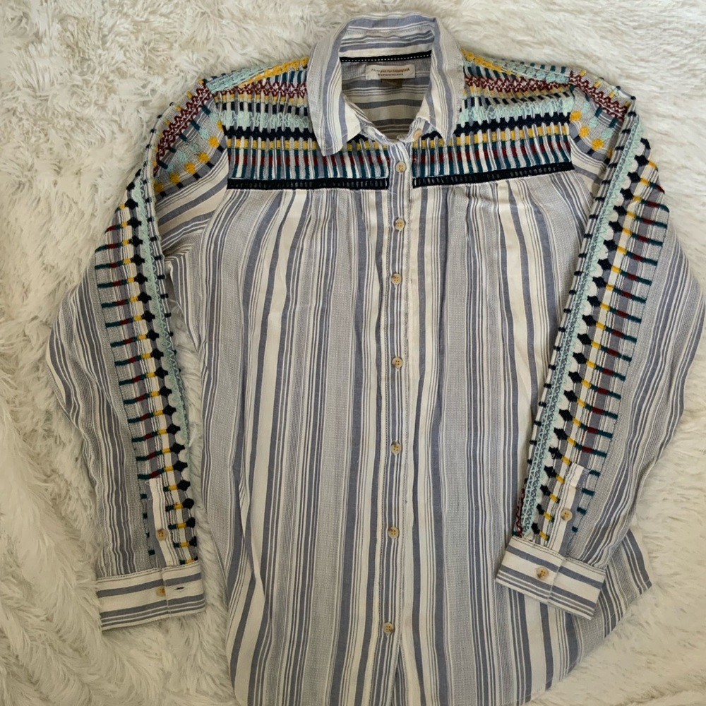 Pilcro by Anthropologie Blue and White Button Down Shirt